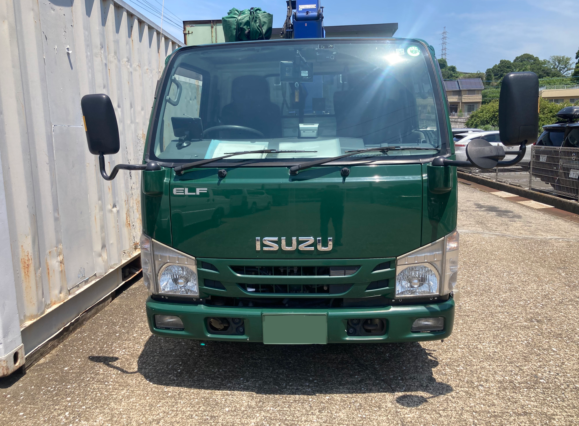 2tユニック車（正面）